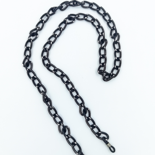 Metallic chain with glampsy drops 